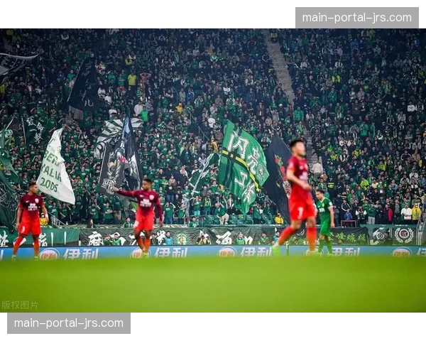 传统豪强遇阻：上海海港、北京国安、山东泰山赛季初集体低迷